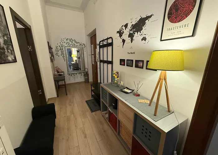 Apartment La Scalea In Trastevere *